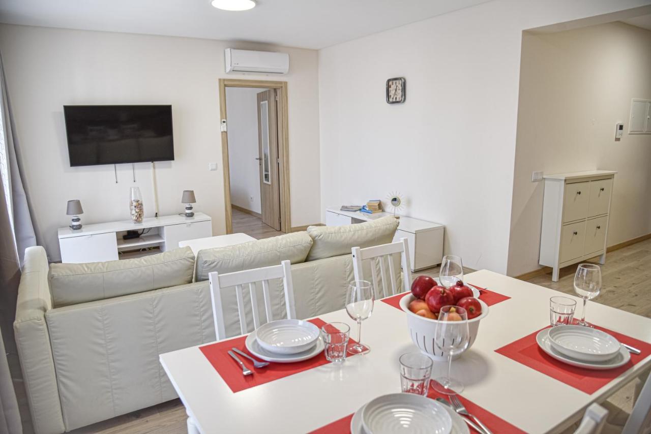 Apartamento Elegante Com Garagem E Piscina Na Praia Da Rocha Портиман Экстерьер фото
