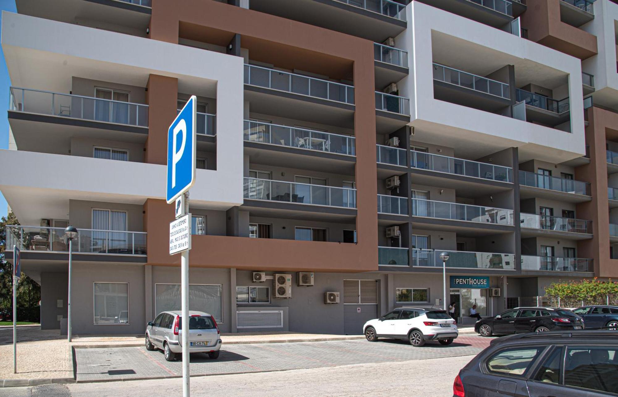 Apartamento Elegante Com Garagem E Piscina Na Praia Da Rocha Портиман Экстерьер фото