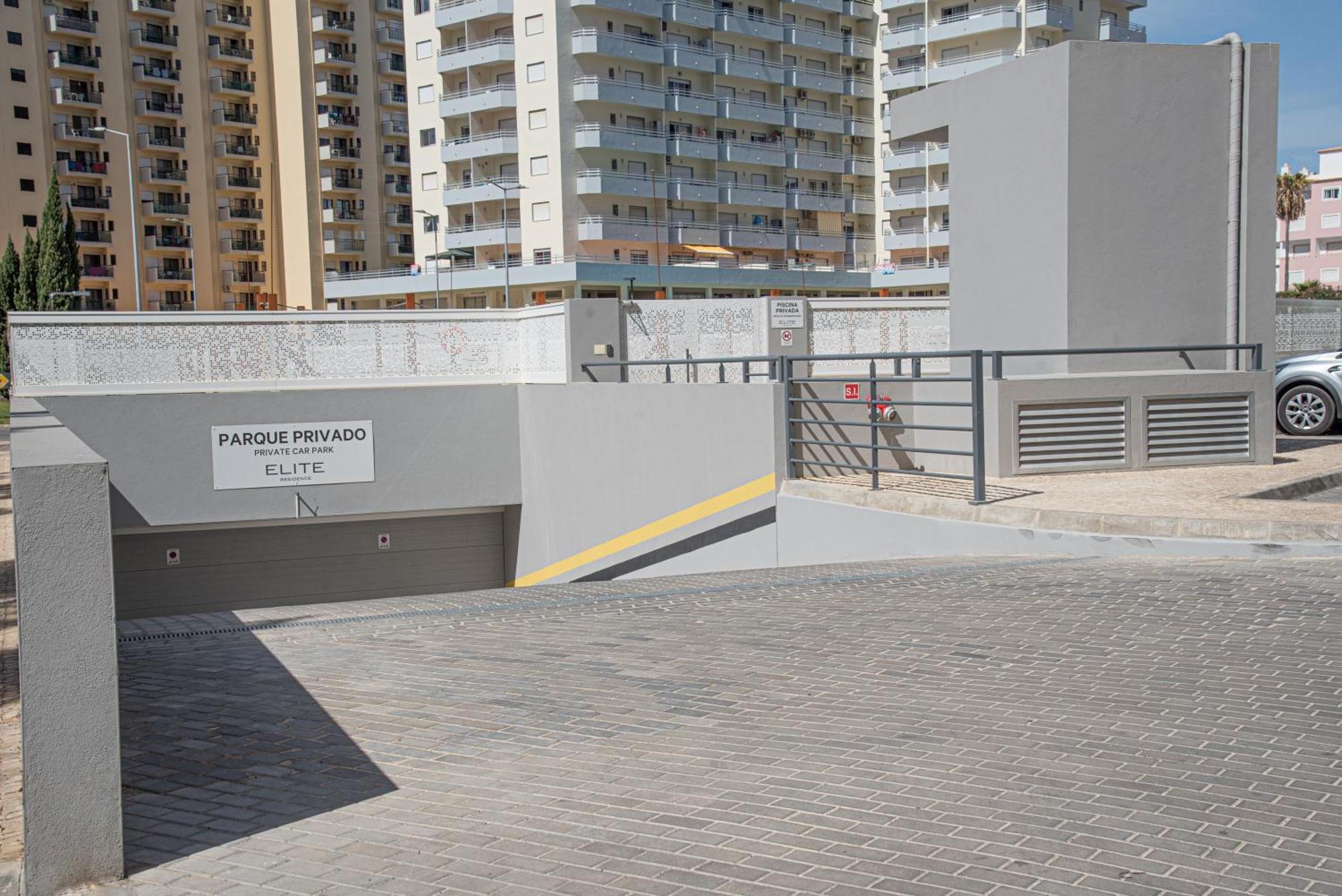 Apartamento Elegante Com Garagem E Piscina Na Praia Da Rocha Портиман Экстерьер фото